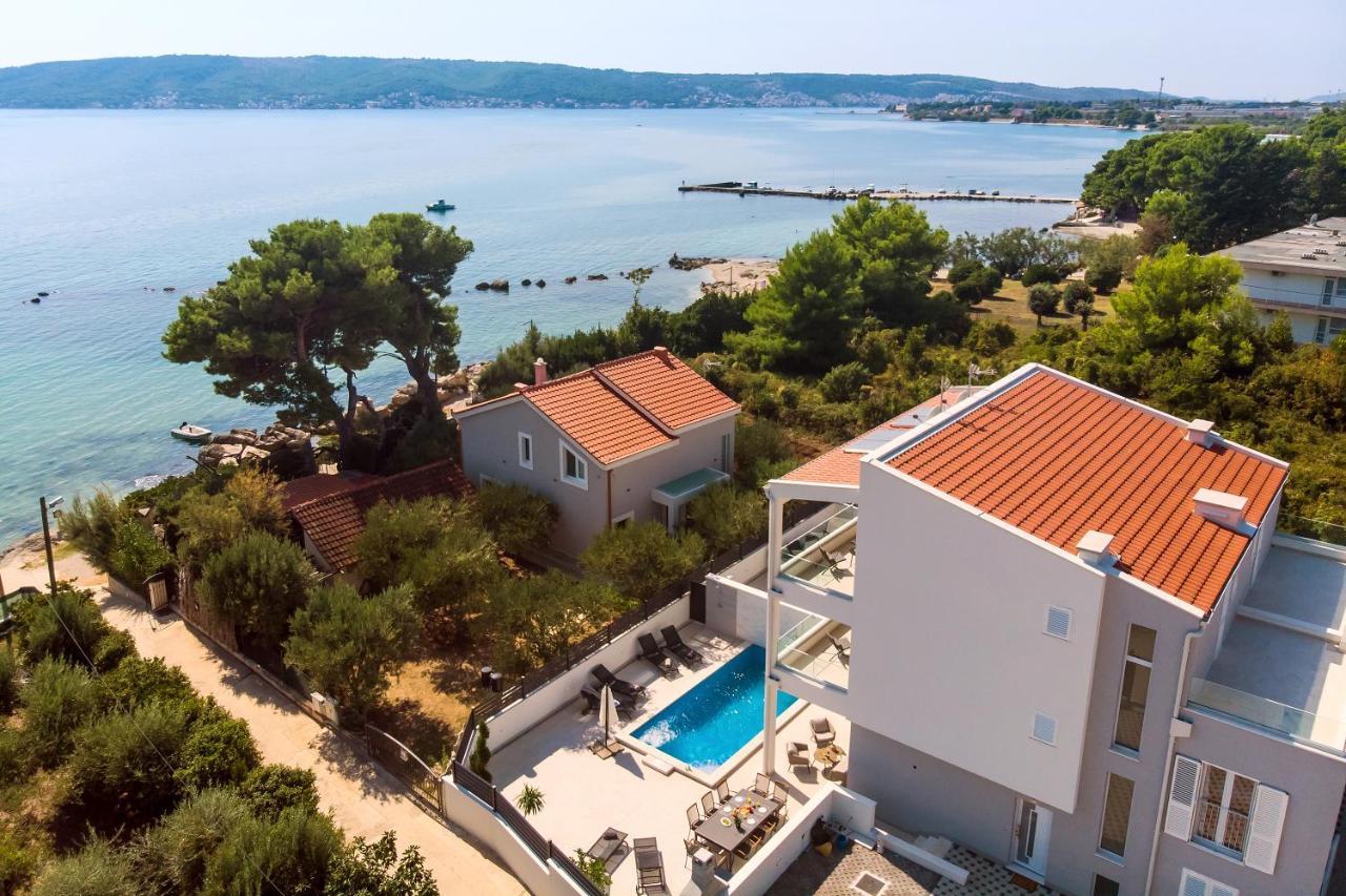 Villa Petra Kaštela エクステリア 写真