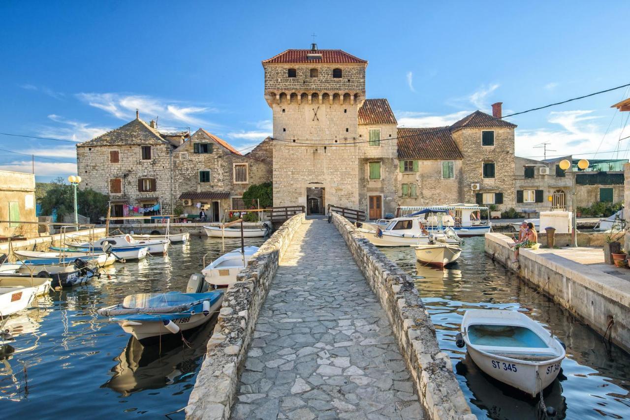 Villa Petra Kaštela エクステリア 写真